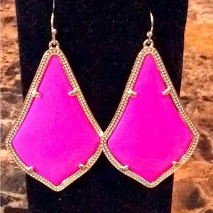 Kendra Scott large Alex magenta earrings